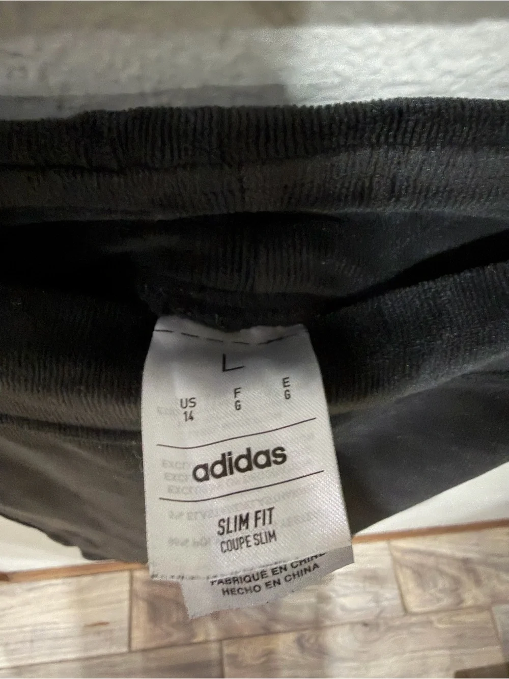 adidas Black Kids Velvet-Look Leggings with Side Stripes and top bundle